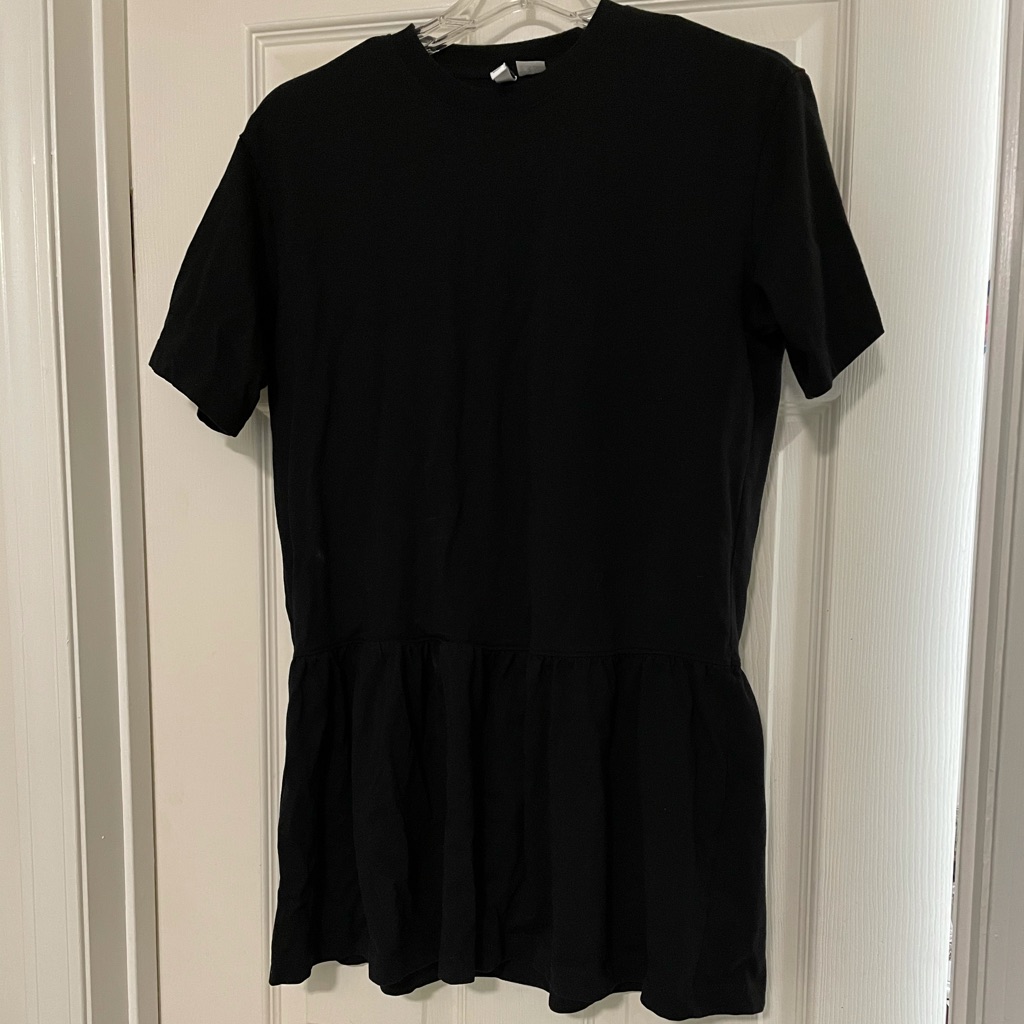 H&M Basic Black Top